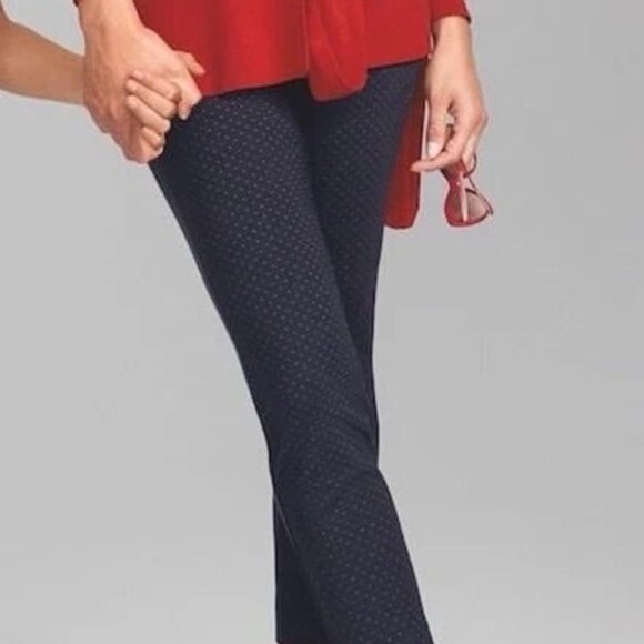 Cabi Carriage Ponte Navy Dot Print Ankle Pants Size 8✨50% Off Bundles 3+ - Picture 3 of 16